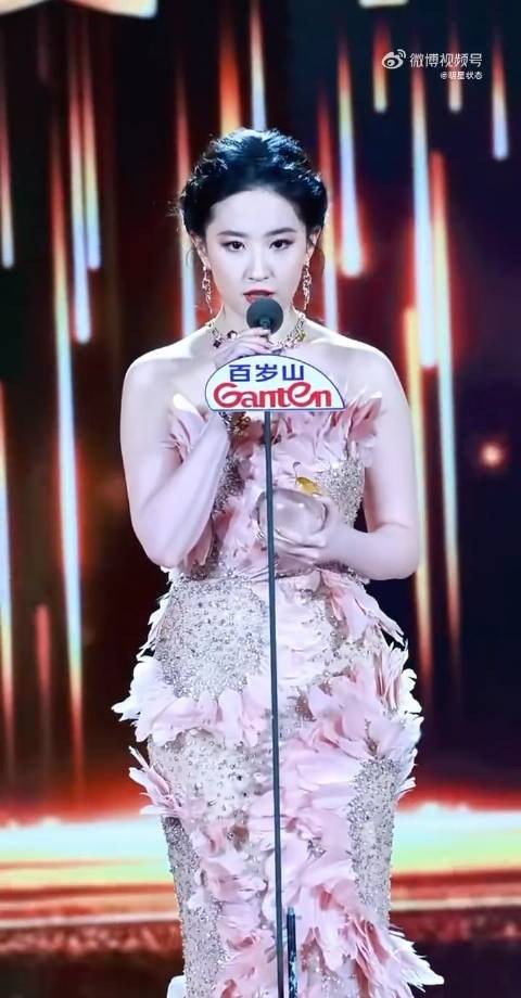 神仙姐姐又胖了，为什么不减肥反而发福了很多？