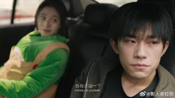 小伙拿肿瘤切片装酷，不料被反怼，亲妈反应绝了