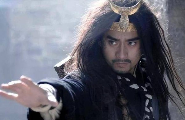 李逵中箭，武松苦战栾廷玉，林冲鲁智深为何都不肯出手？