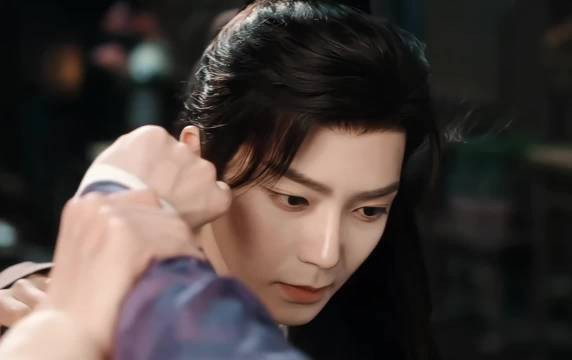 陆江来遭遇亲自教导的憨憨对手