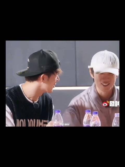 十个勤天跨年互动引热议，零零后默契同步成焦点