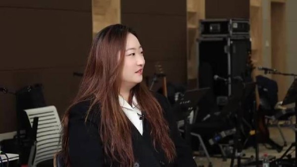 刘宇宁专访坦言想多留下作品，主动前行珍惜时间