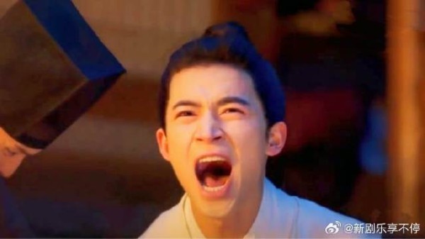 华浅以死威胁仲溪午，让他放了华戎舟，最后假死离开，家主崩溃