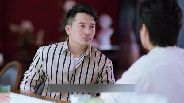 为护江小美挂彩，白志勇本以为能赚波好感，谁知被前妻当场抓包！ 蒋欣 靳东