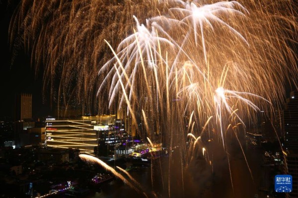 泰国曼谷：新年烟花