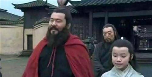 曹丕让曹植写首《死牛诗》，不能有死、牛两字，结果比七步诗还绝