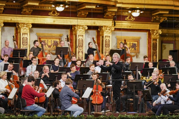 两位女作曲家作品亮相2026年维也纳新年音乐会