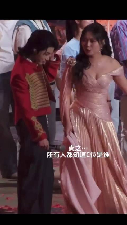 华晨宇线下活动状态惊艳引粉丝狂拍