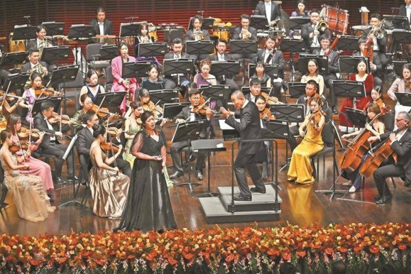 乐动鹏城 新年音乐会接力上演