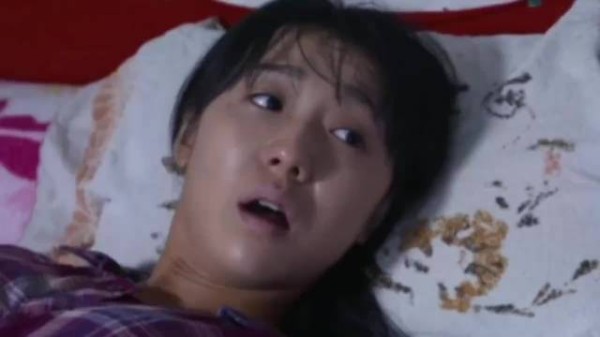 女大学生好心扶老太太过马路 却被骗进深山 难以逃脱