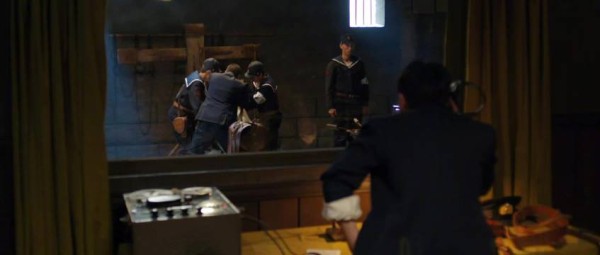 长河落日叶碧莹险遭日军侵犯,张晨光救女惊险瞬间