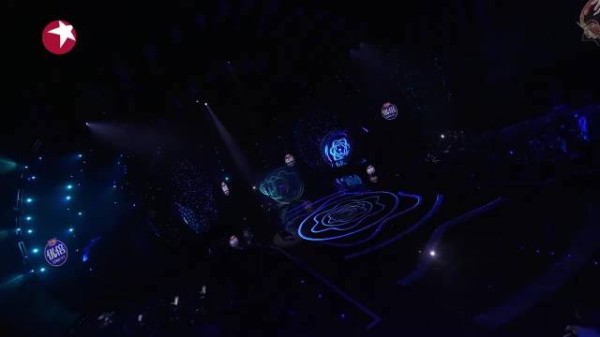 开口跪！张信哲太一合唱经典《滚滚红尘》默契满分