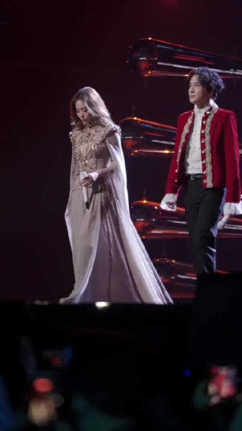 江苏卫视只有真唱，薛之谦张靓颖《霸王别姬》真的好好听，一开口就沉醉了！