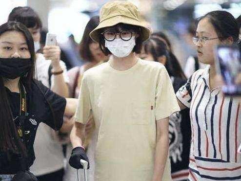 继李小璐事件，说说娱乐圈明星那些深情被辜负爱而不得的单恋故事