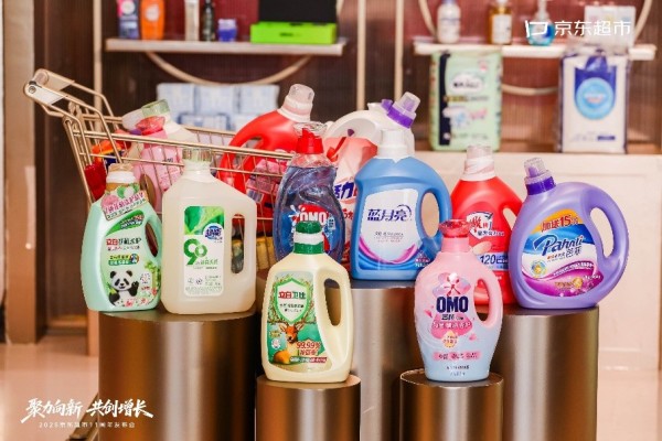 京东零售总裁牛英华：五项战略举措推增长，未来三年用户数从3亿将增至5亿