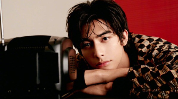 宋威龙因合同纠纷起诉于正公司 2015年成为该公司签约艺人