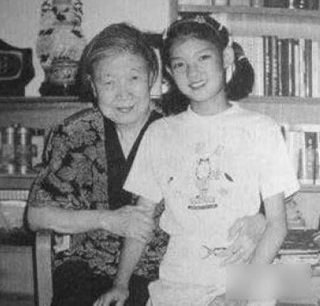 陈晓丹是谁：陈晓丹资料简历及祖母母亲照片 第4张