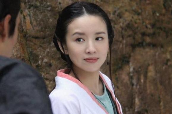 越混越差的八大明星，从一线到三线不服不行，网友：四个二带俩王