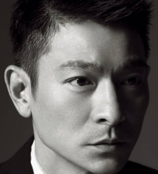 华语娱乐圈的天王，曾被吉尼斯评为“获奖最多的香港男歌手”