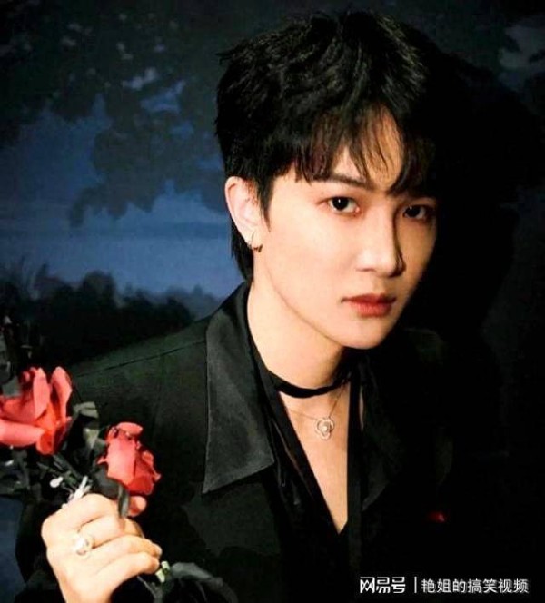 跨年晚会哪些明星最忙？周深5台晚会连轴转！沈佳润登两台晚会