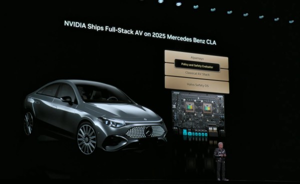 物理AI迎“ChatGPT时刻”，英伟达全栈重构计算未来