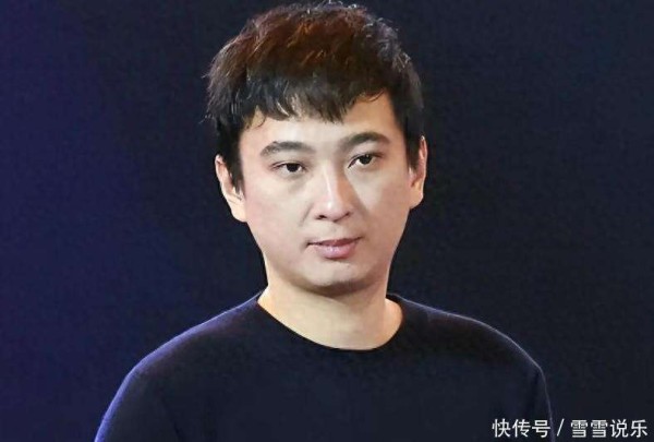 37岁王思聪群聚美女，旗下公司风波不断，他终于为错误言行买了单