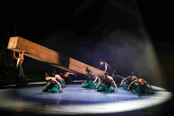 “很用心!很考究!很感人!”广元原创舞剧《山止川行》本土首演