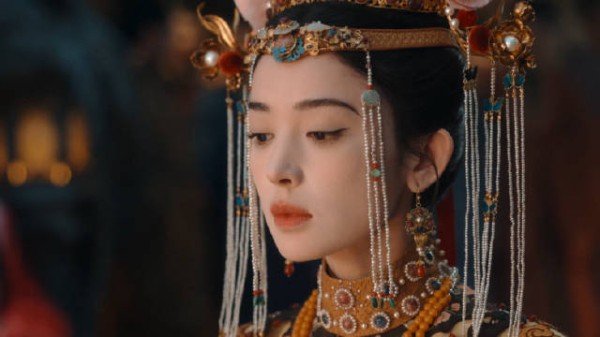 陆江来大婚缺席荣善宝婚礼，玉茗茶骨双平台开播