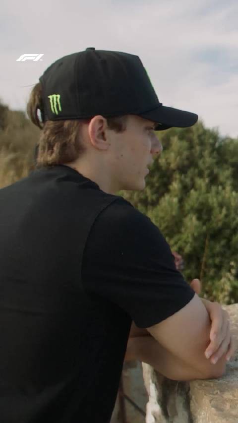 当你在摩纳哥拍摄皮亚斯特里,“路过”的可能会是兰多…?