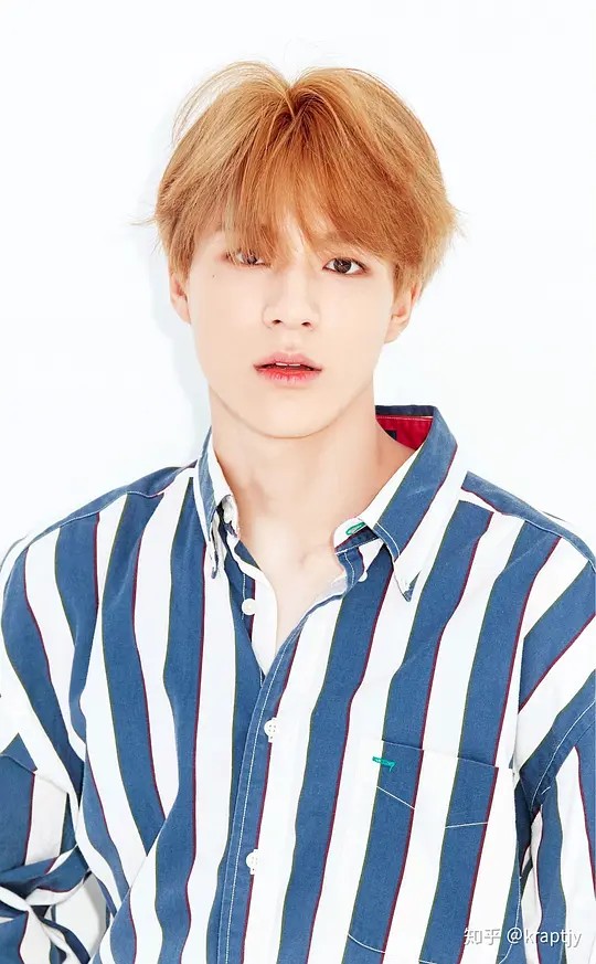 与 朴志晟 Park Ji