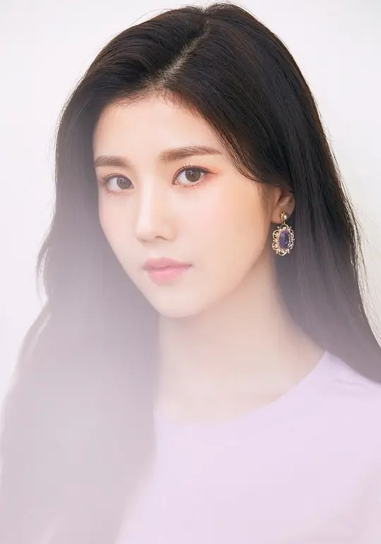 权恩妃 Kwon Eun Bi