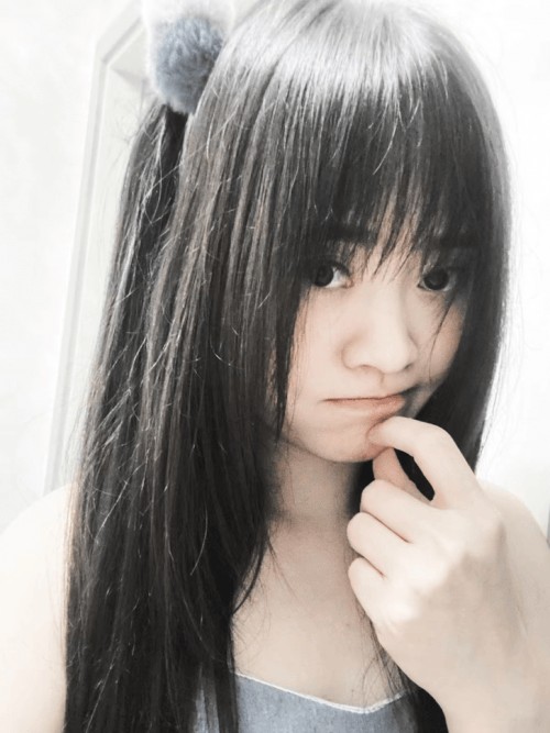 国民女神李明锦，在众多天王巨星顶流肖战易烊千玺＃En王翊恩李圣俊守护下强势出道