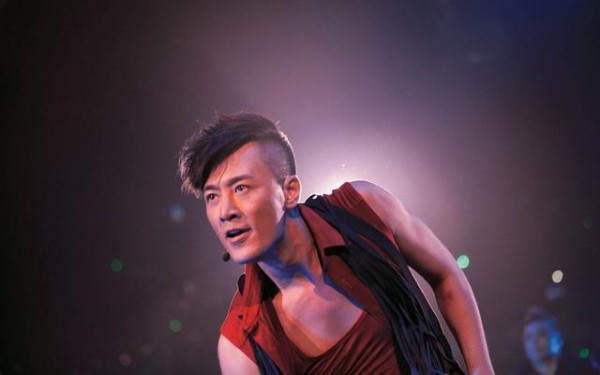 娱乐圈的特殊明星，发展不好就得继承家产，家底一个比一个厚