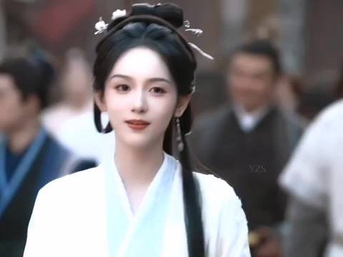 周也就这样一人分饰俩角