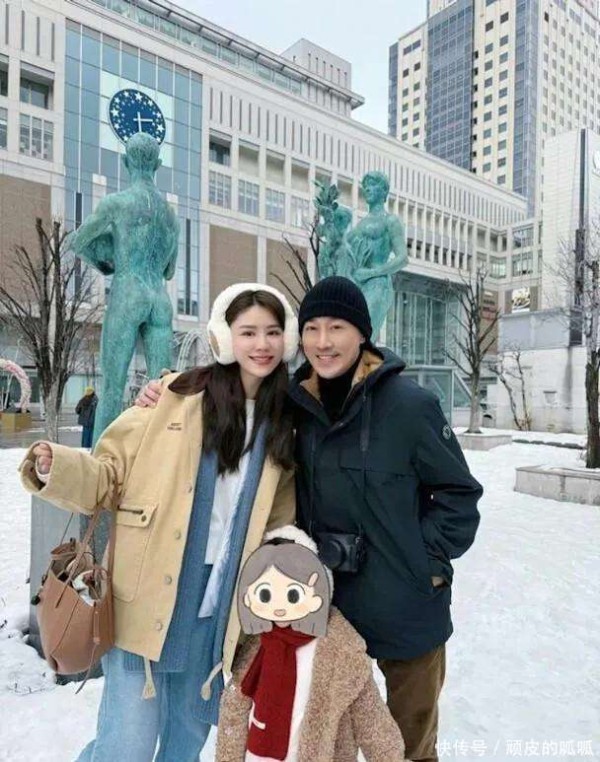 林峯街头偶遇路人互动,态度友善引热议,明星日常引发关注