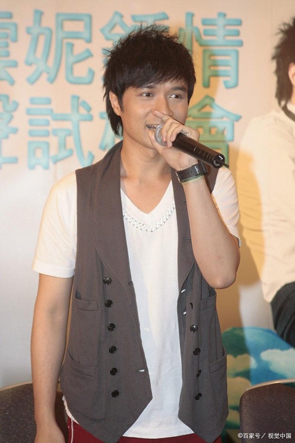 从香港小伙到歌坛巨星：古巨基的逆袭