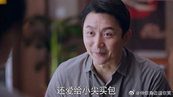 李海謿约会贺梅，细节处见真心，不料都被店员录下