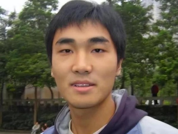 孙俪资助贫困生反被咬，农夫与蛇的故事竟在现实中上演！