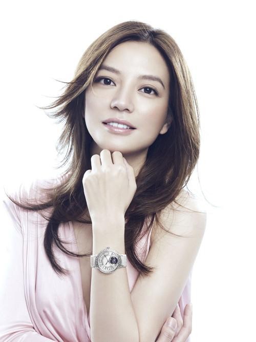 娱乐圈做慈善最多的十大明星, 第四位让人诧异, 第一位最低调