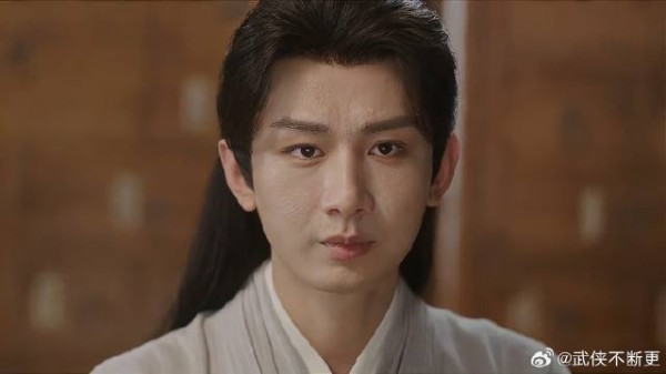 李莲花四处宣扬医术 果然引起皇上注意,立马召他进宫