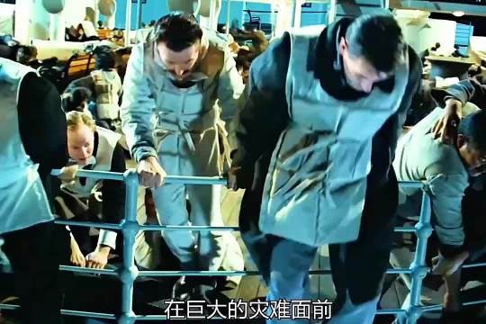 泰坦尼克号主演莱昂纳多与凯特温斯莱特重聚