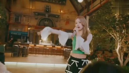 赵美延新solo歌曲，谁配的音太搞笑了