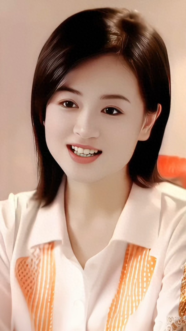 演员涓子：当红时低调嫁圈外丈夫，婚后连生两子，如今怎样了？