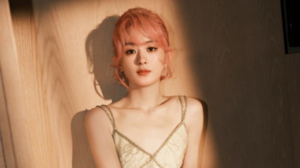 赵丽颖“蹭”恋情曝光热搜宣传新剧，还怒怼平台，被质疑恋情为真