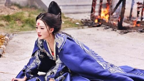 楚乔传：宇文玥主动帮楚乔，楚乔毫不矫情，宇文玥甜宠楚乔