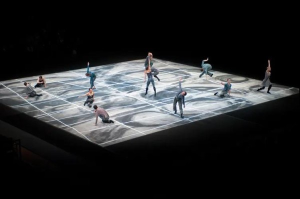 5.沈伟2003年作品《春之祭》（资料照片）photo by Stephanie Berger_副本.jpg