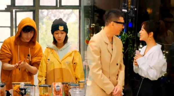 《向往的生活》中张艺兴与杨紫的互动与魅力