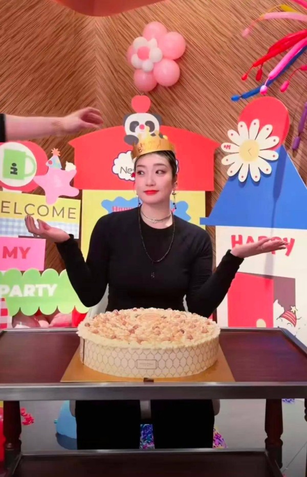 31岁女篮巨星李梦无球可打?庆生视频暗藏远行决心