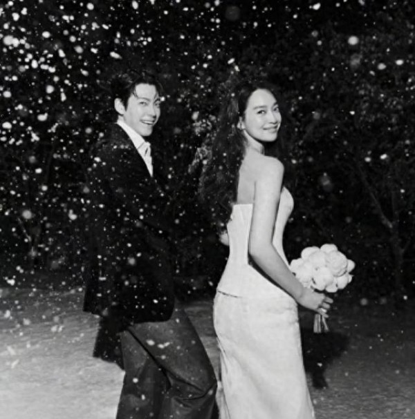 他们像普通人?金宇彬申敏儿低调婚礼捐三亿