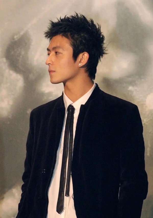 明星出道全攻略，详细步骤指南